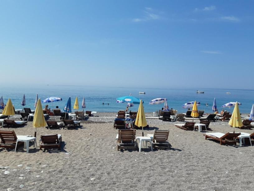 Family Apartment Garden And Sea Petrovac Exterior foto